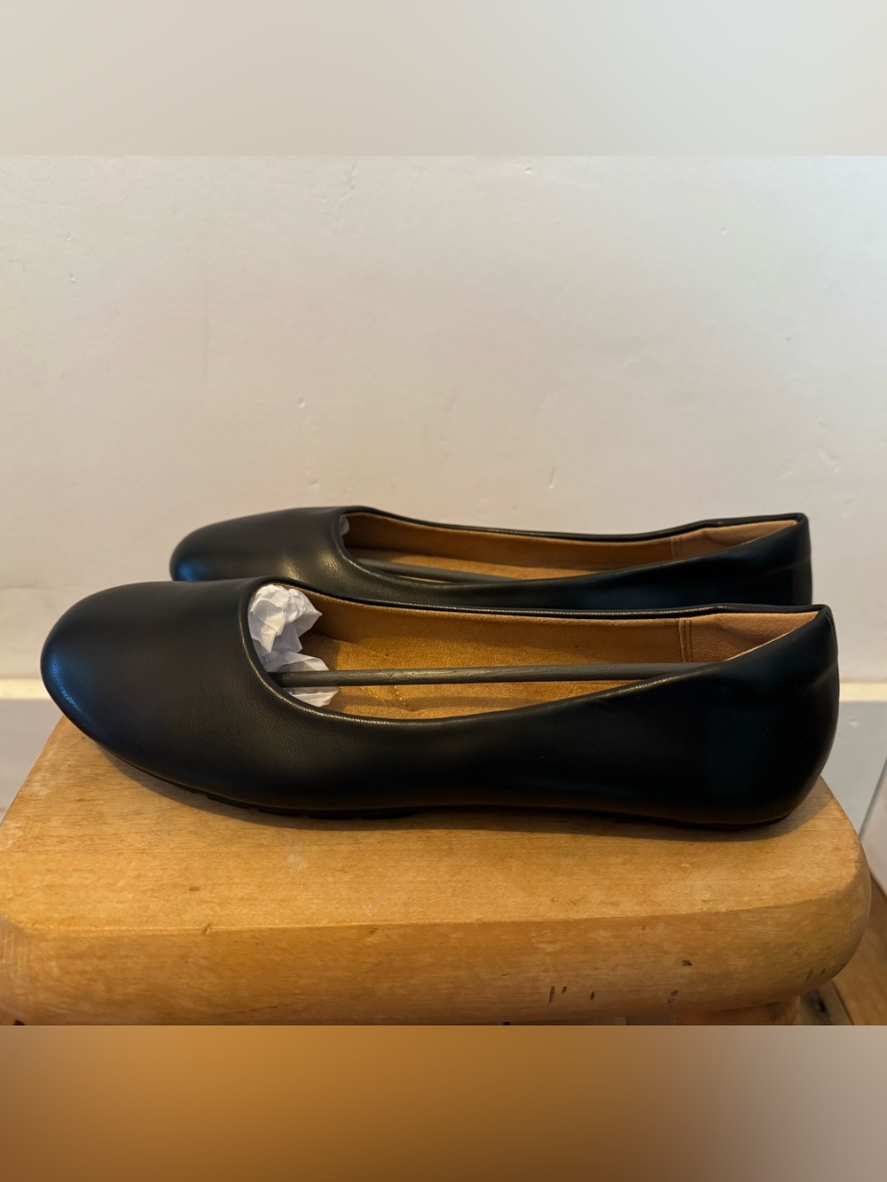Classic Black Leather Ballet Flats - Women's Comfort Slip-Ons